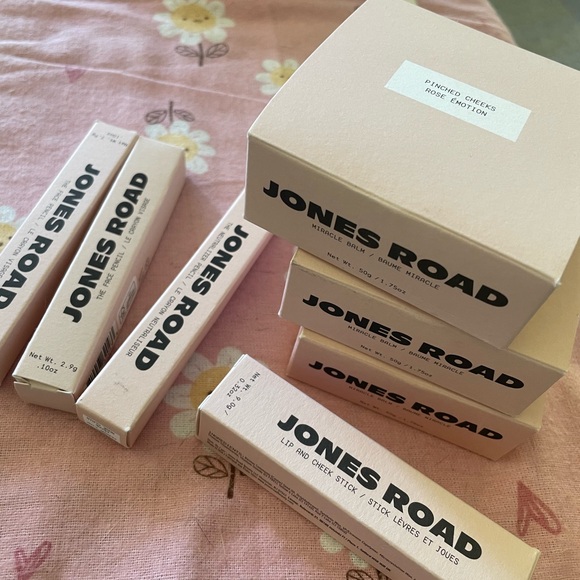 Jones road beauty miracle balm flushed lip lippie stick tulip cheek - Picture 5 of 15